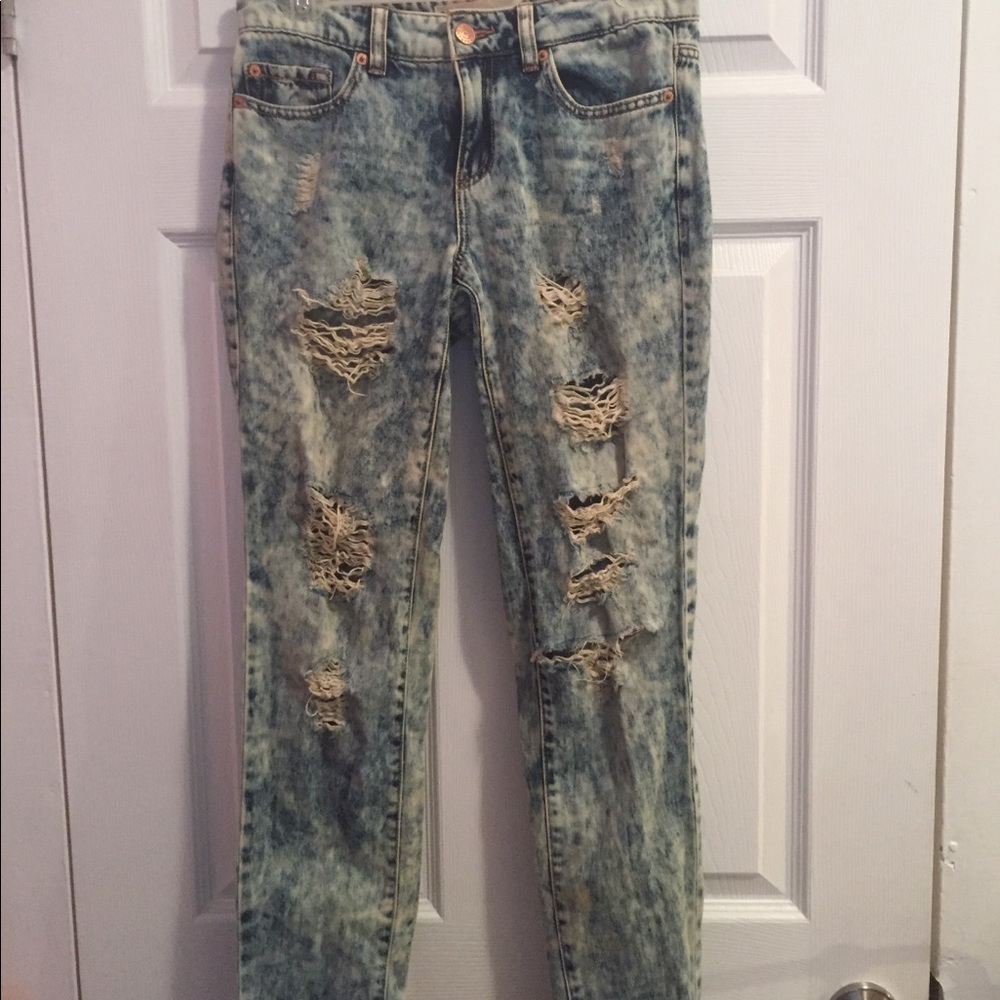 Garage Boyfriend Jean Acid Wash Distressed